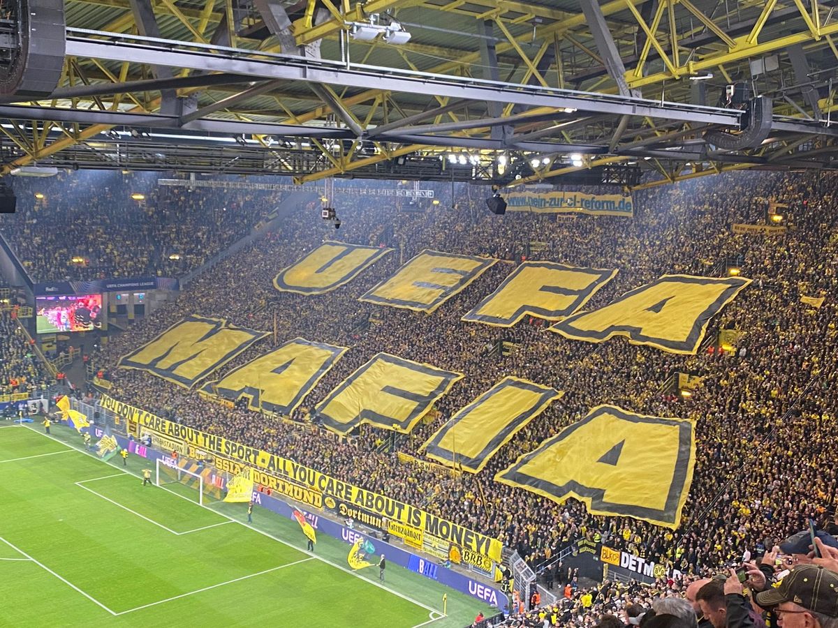 Szoboszlai barátja Adeyemi Dortmund UEFA maffia büntetés