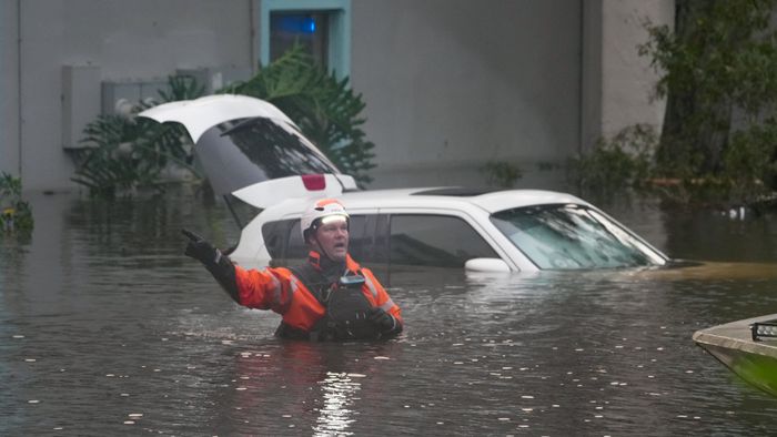 On heels of Helene, storm Milton expected to strengthen into major hurricane and slam Florida