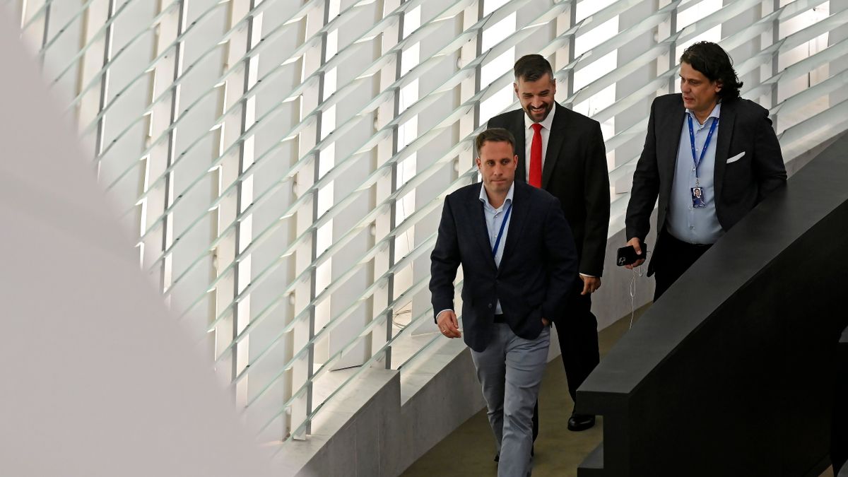 Az európai baloldal továbbra is az illegális migrációt, a háború folytatását és a woke-őrületet támogatja