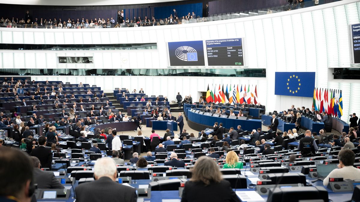 Dömötör Csaba: Jelölőgyűlés lett az EP szerdai üléséből
