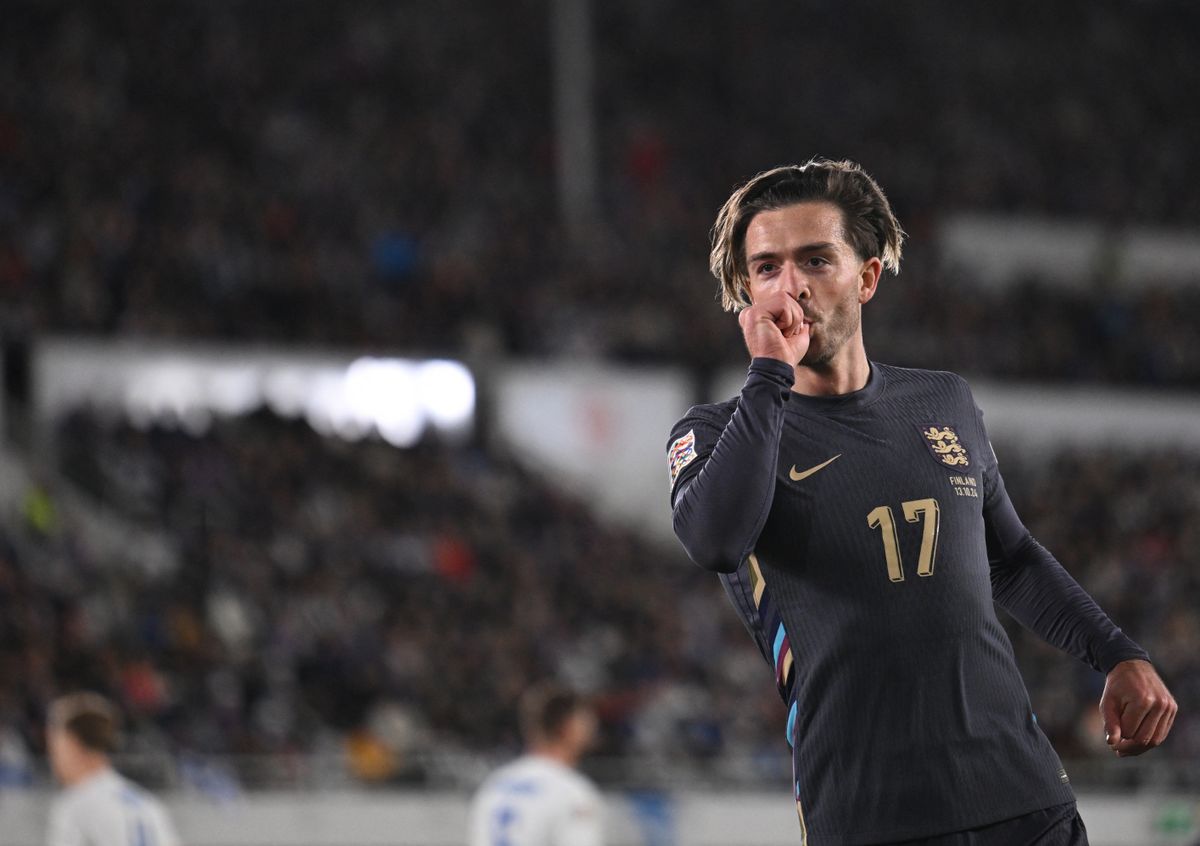 England's midfielder #17 Jack Grealish celebrates his 0-1 during the UEFA Nations League, League B Group B2 football match Finland vs England at the Olympic Stadium in Helsinki, Finland, on October 13, 2024. (Photo by Jonathan NACKSTRAND / AFP) Manchester City angol válogatott Guardiola