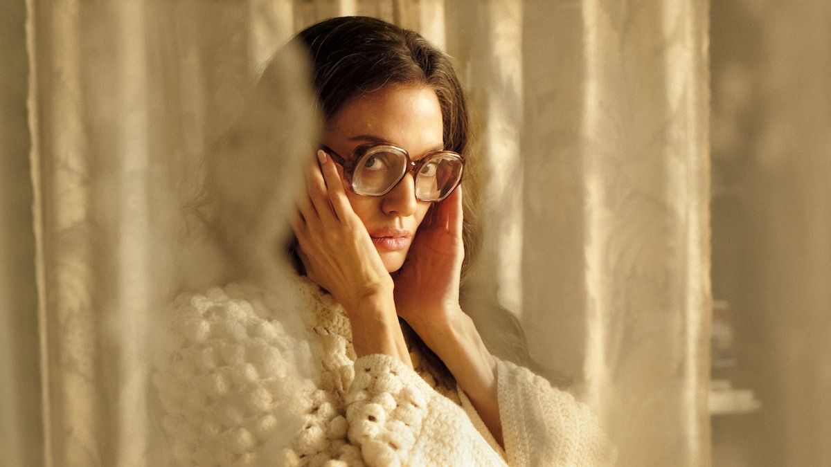 Hamarosan a mozikban Angelina Jolie Magyarországon forgatott Oscar-gyanús filmje
