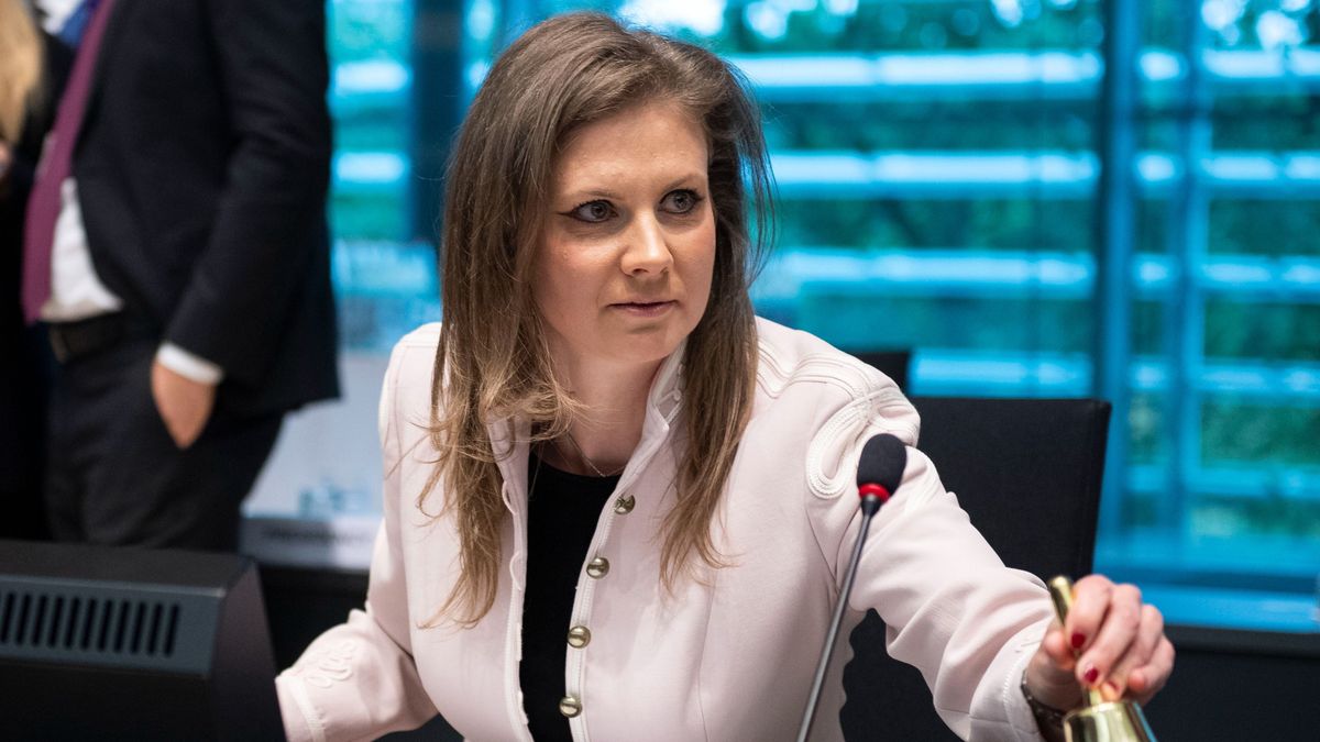 Hungarian Presidency Seeks Balance Between Competitiveness and Climate Goals
