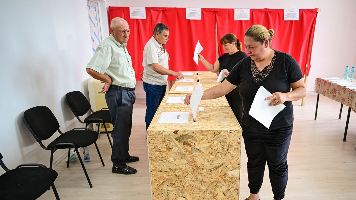 Budapesten szerezne jó pontokat a választások előtt álló román kormányfő