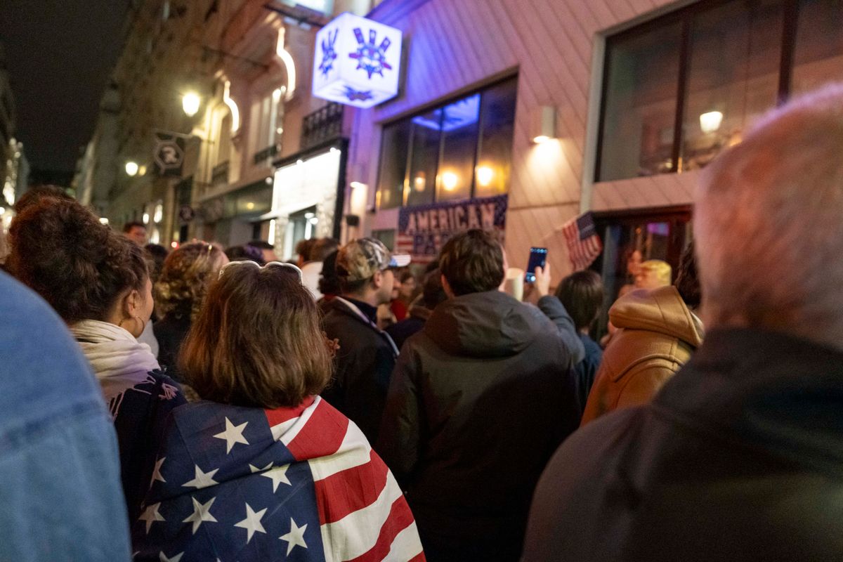 Sok helyen már az amerikai elnökválasztás eredményeit várják