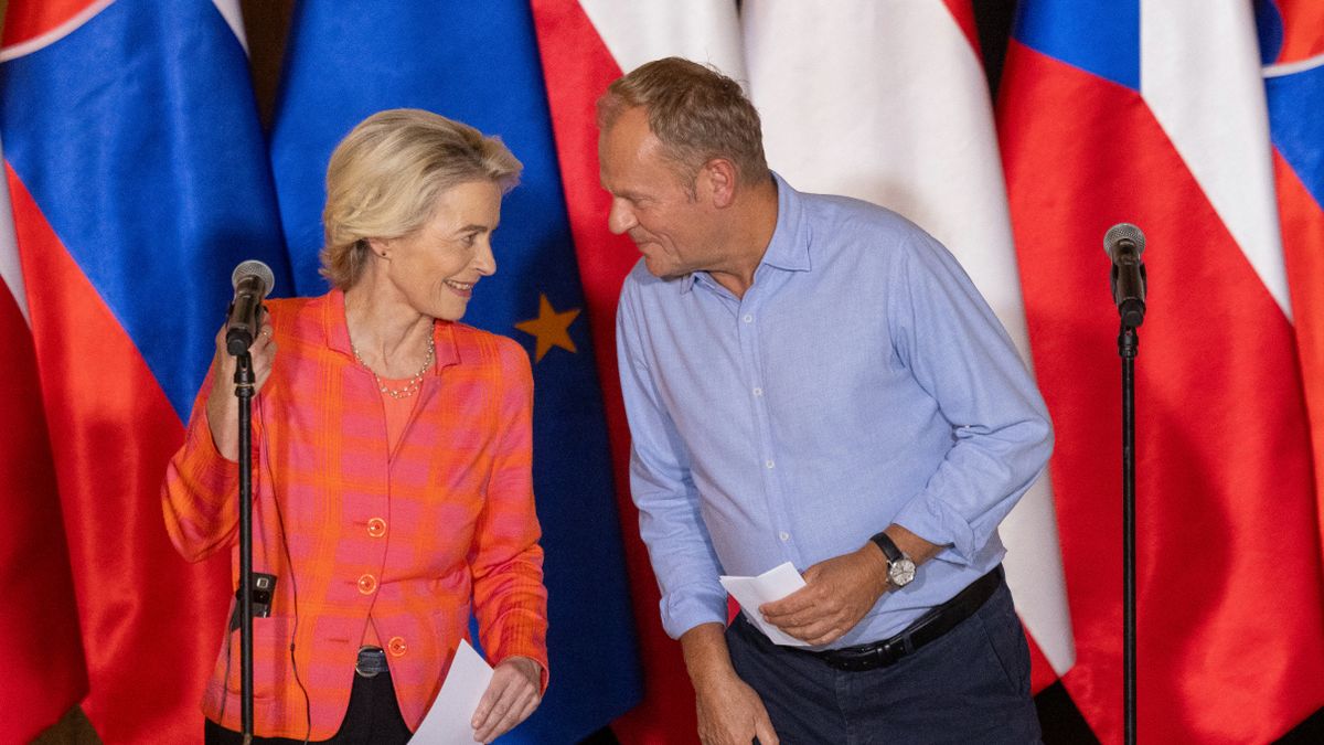 Tusk és lengyel kormánya a brüsszeli kettős mérce haszonélvezője