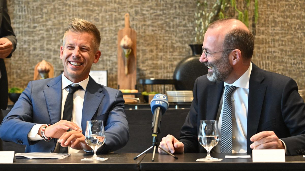 Megszólalt Brüsszel: Magyar Péternek dicséret, Orbán Viktornak hadüzenet