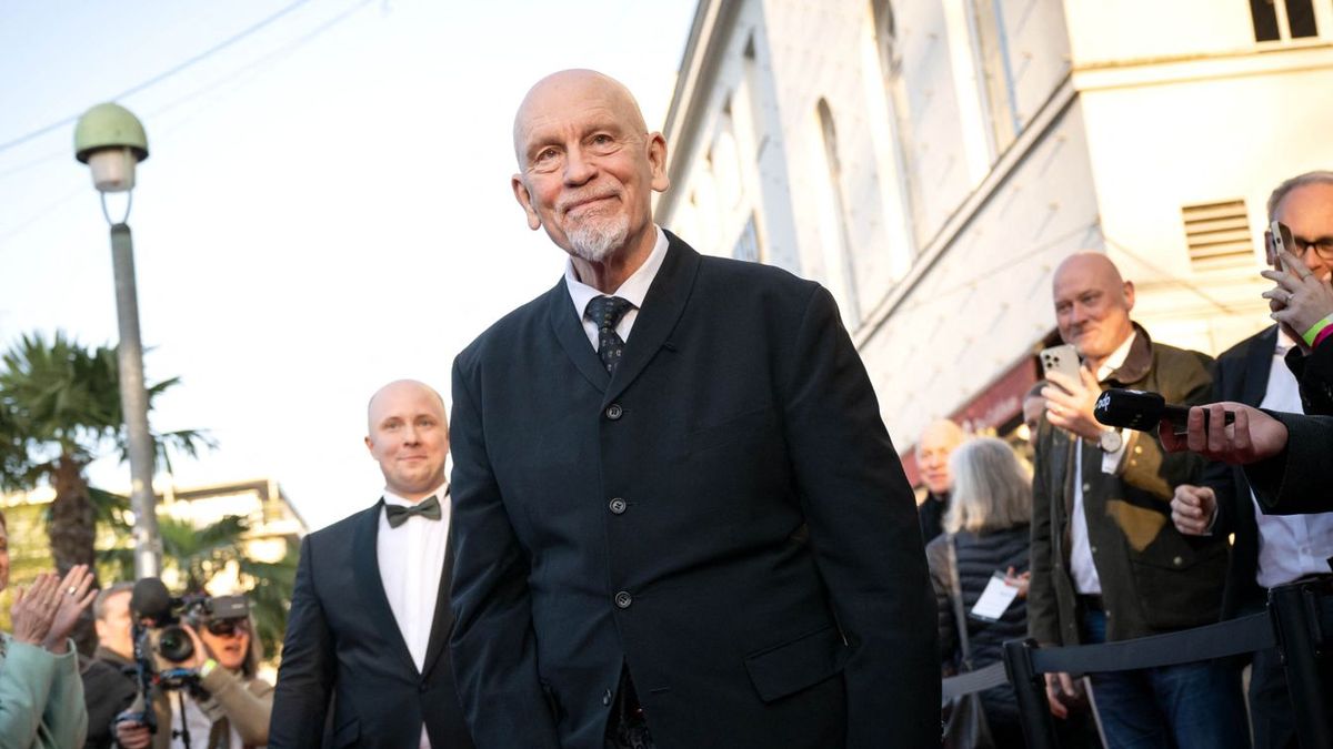 John Malkovich 