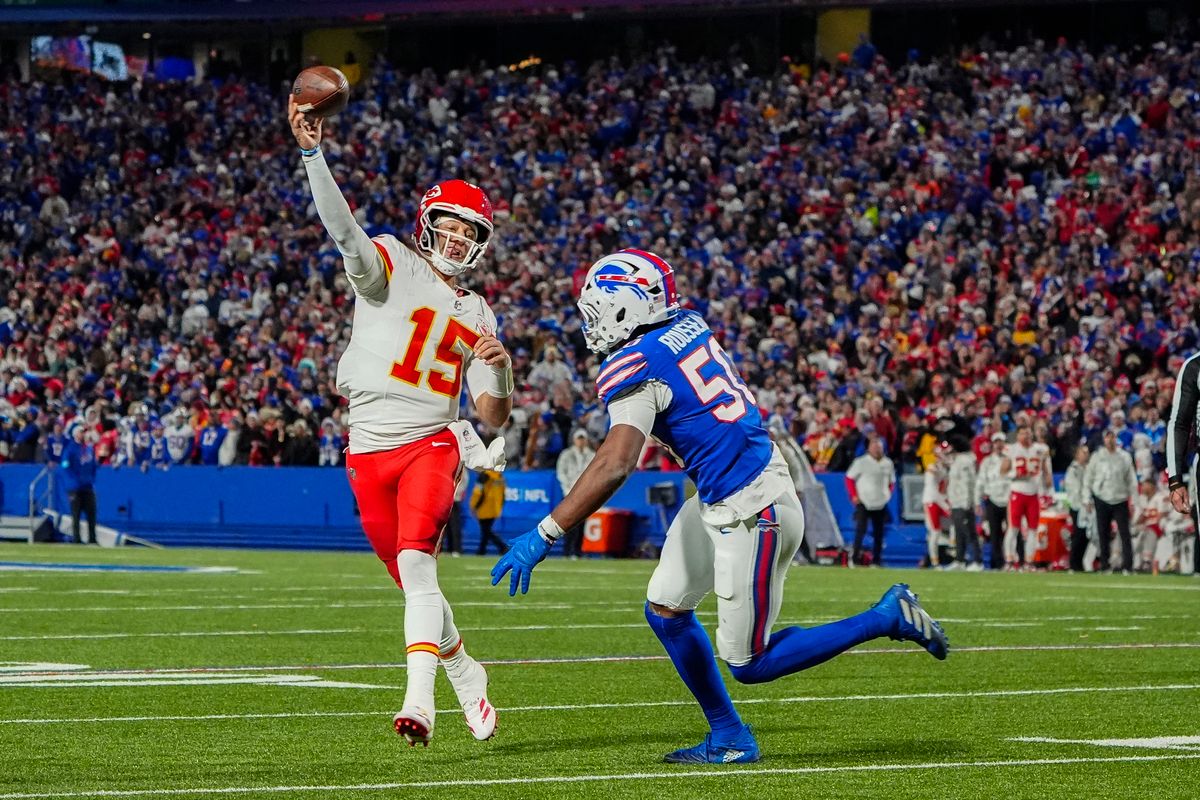 NFL: Kansas City Chiefs at Buffalo Bills Patrick Mahomes Miami Dolphins veretlen szezon Larry Csonka Super Bowl