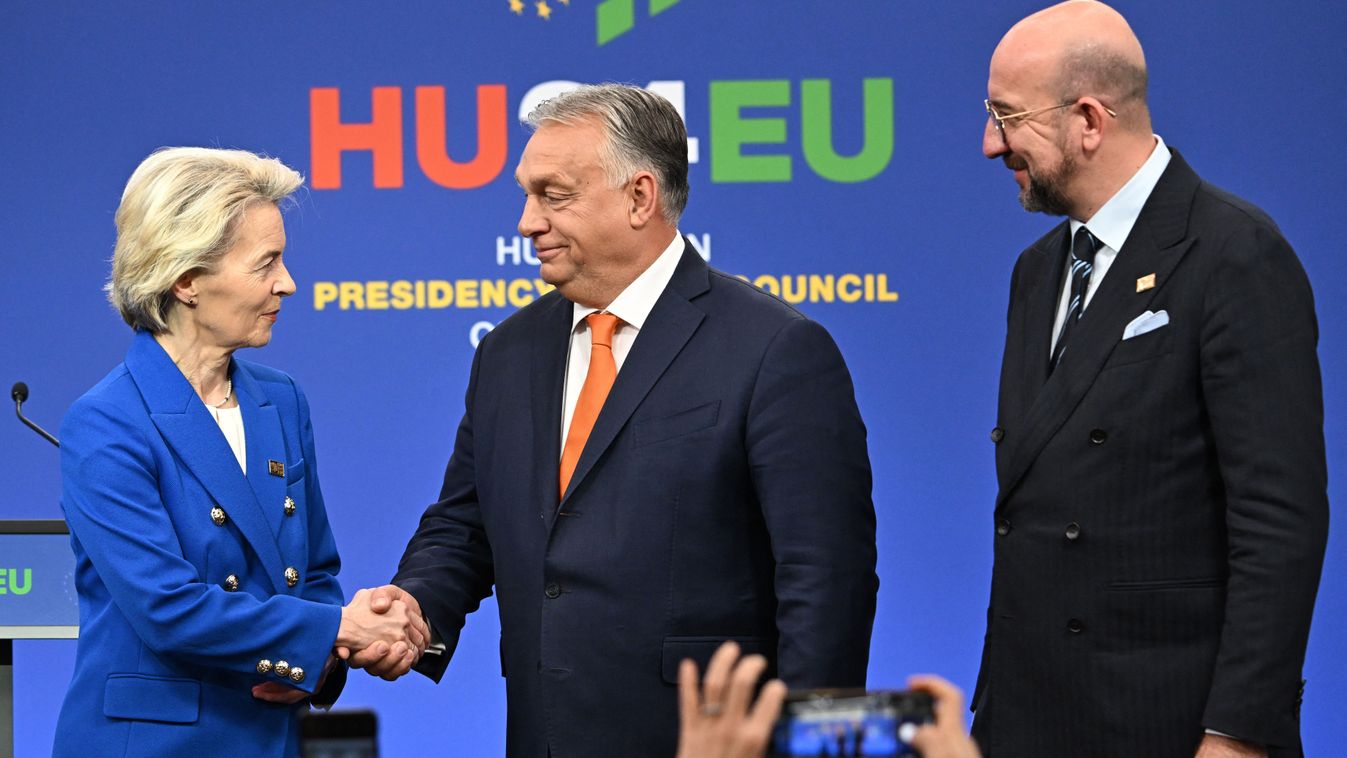 Ursula von der Leyen, Orbán Viktor és Charles Michel.