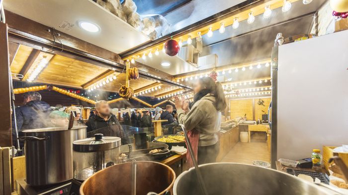 FRANCE, ALSACE, BAS-RHIN (67), STRASBOURG, MULLED WINE SELLER AT THE STRASBOURG CHRISTMAS MARKETFRANCE, ALSACE, BAS-RHIN (67), STRASBOURG, MULLED WINE SELLER AT THE STRASBOURG CHRISTMAS MARKET (Photo by FRANCE, ALSACE, BAS-RHIN (67), STRASBOURG, MULLED WINE SELLER AT THE STRASBOURG CHRISTMAS MARKET (Photo by Jean ISENMANN / ONLY FRANCE / Only France via AFP)ONLY FRANCE / Only France via AFP)