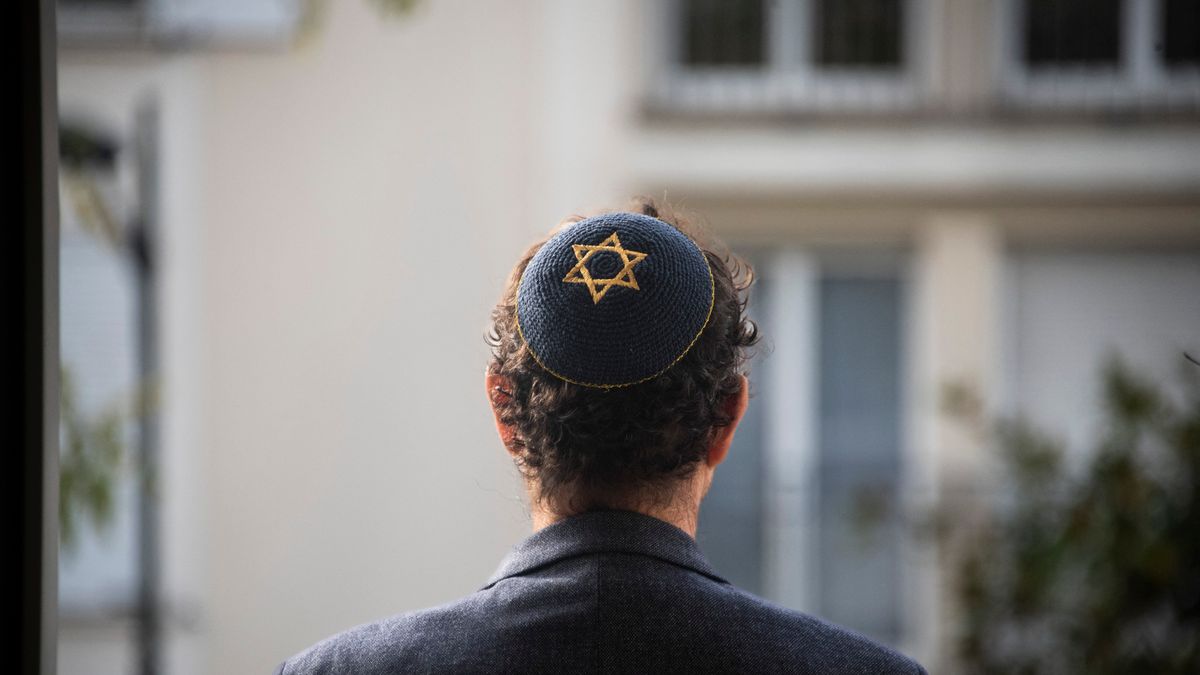 Government Launches Action Plan to Tackle Anti-Semitism