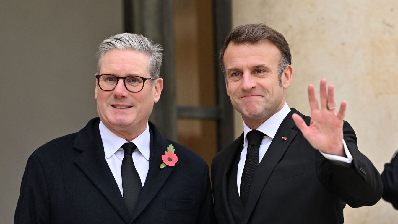 Emmanuel Macron és Keir Starmer 