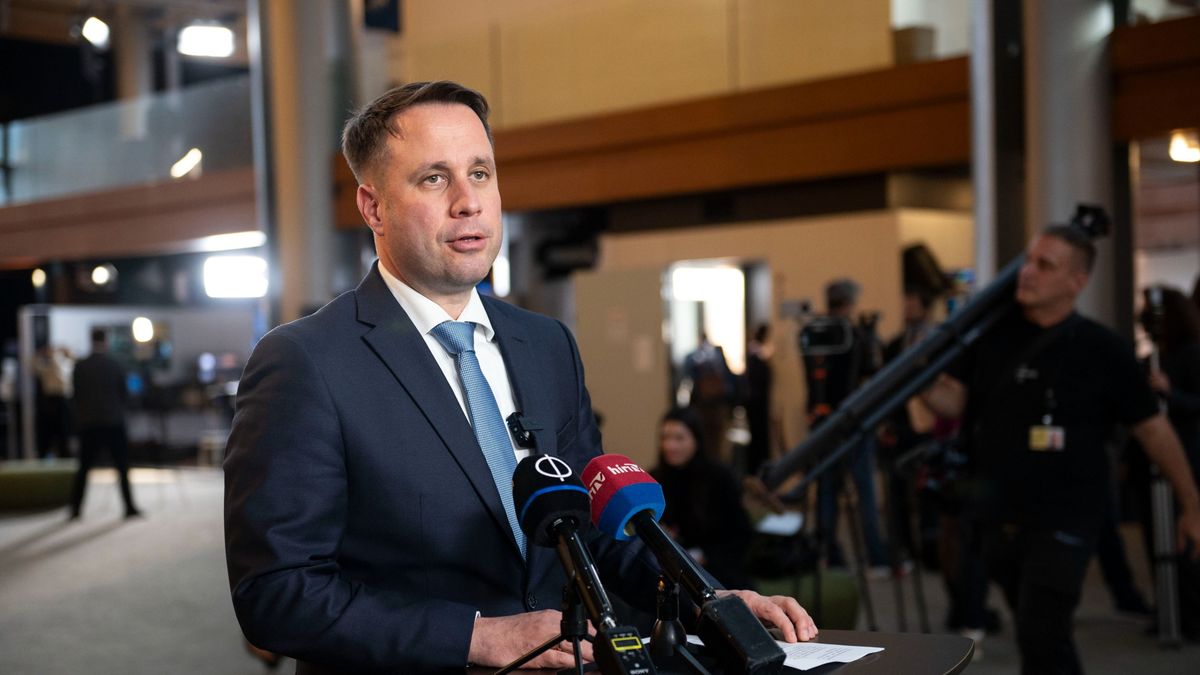 Dömötör Csaba: A néppárti–baloldali paktum a változatlanság politikáját viszi tovább