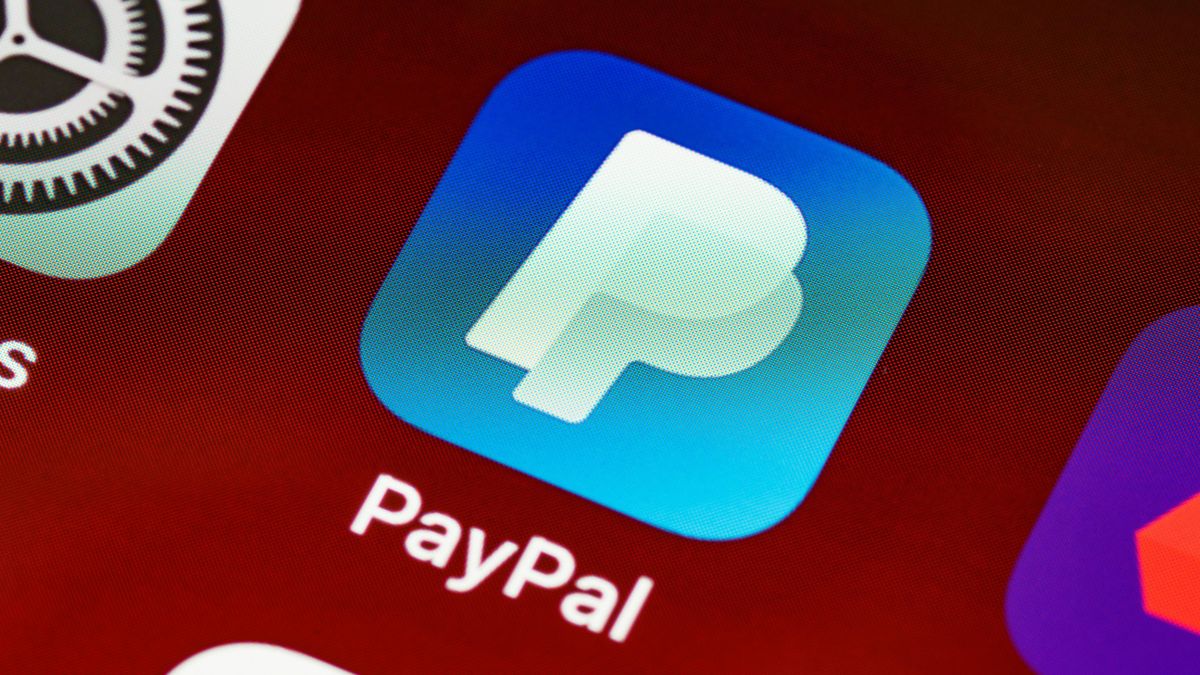 Egy anomália miatt a világon mindenhol leállt a PayPal