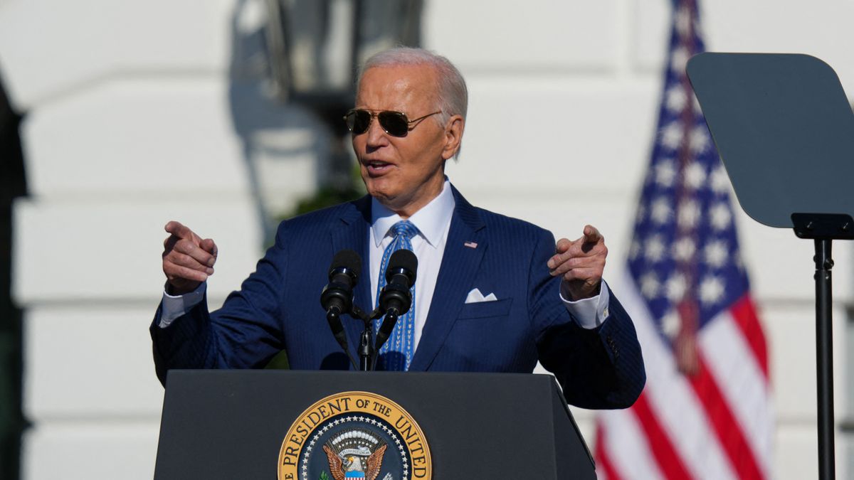Az osztrák politikus szerint Joe Biden uszító politikája robbantja ki a harmadik világháborút