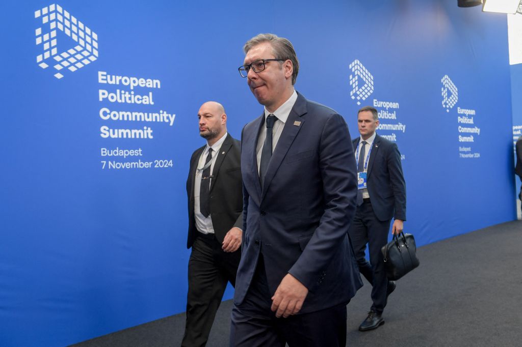 European Political ComPresident of Serbia Aleksandar Vucic arrives for the European Political Community Summit in Budapest, on November 7, 2024. (Photo by Ferenc ISZA / AFP)munity summit