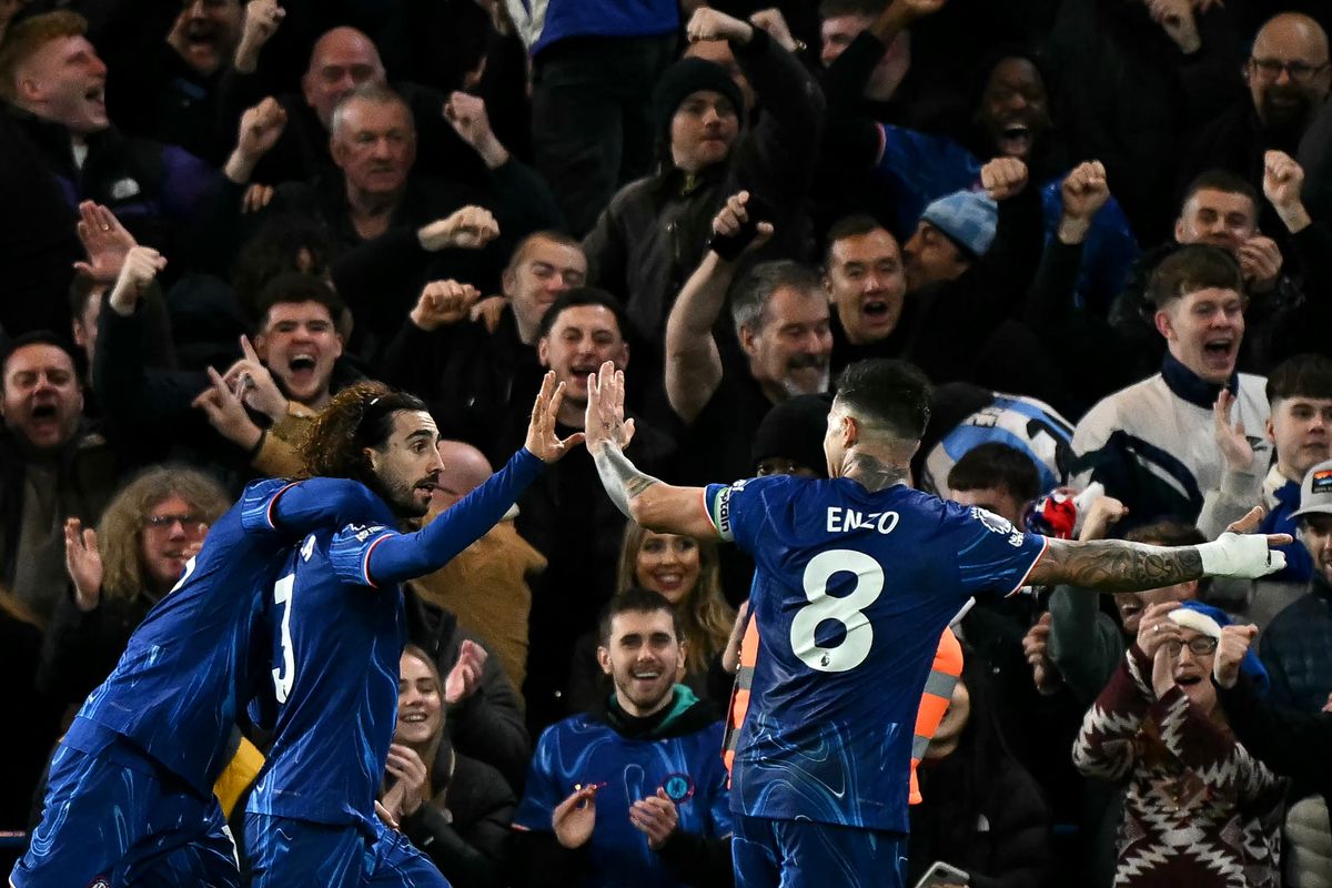 A Chelsea a Premier League-ben és a Konferencialigában is tarol