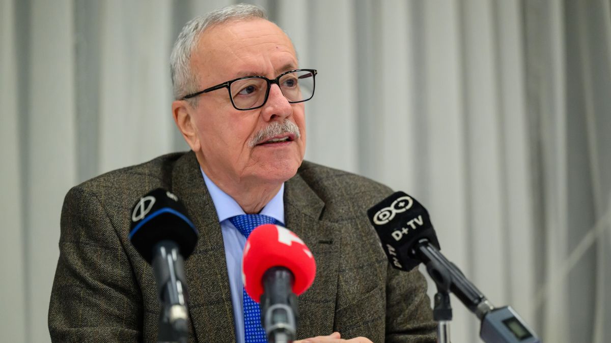 Nemzetbiztonsági vizsgálat derítheti ki, hogy ki mozgatta a szálakat a szír repülőgépről megjelent álhírek terjesztésében