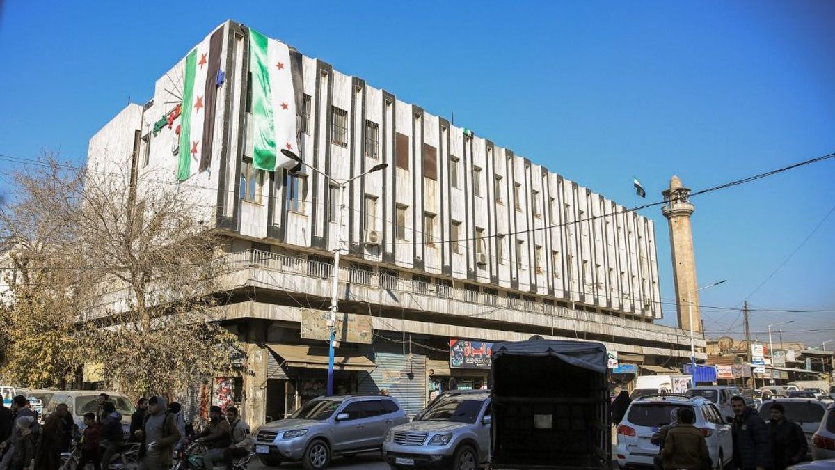 Külügyminisztert és védelmi minisztert nevezett ki Szíria új vezetése