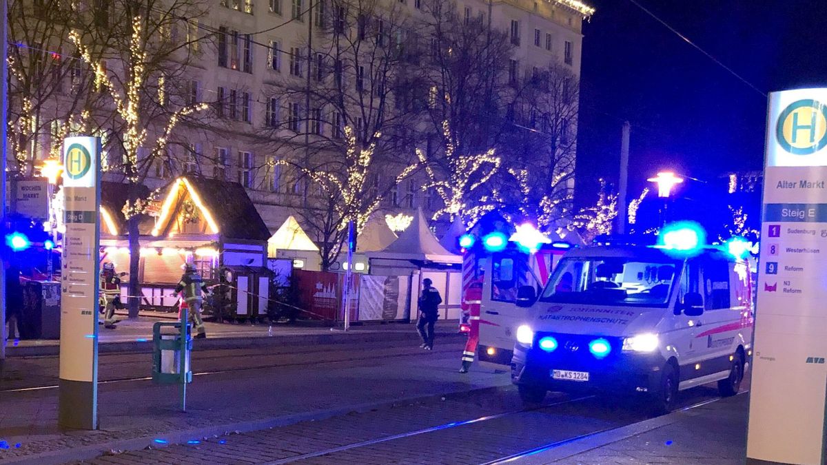 Megrázó videókon a gázolásos terrortámadás a karácsonyi vásáron