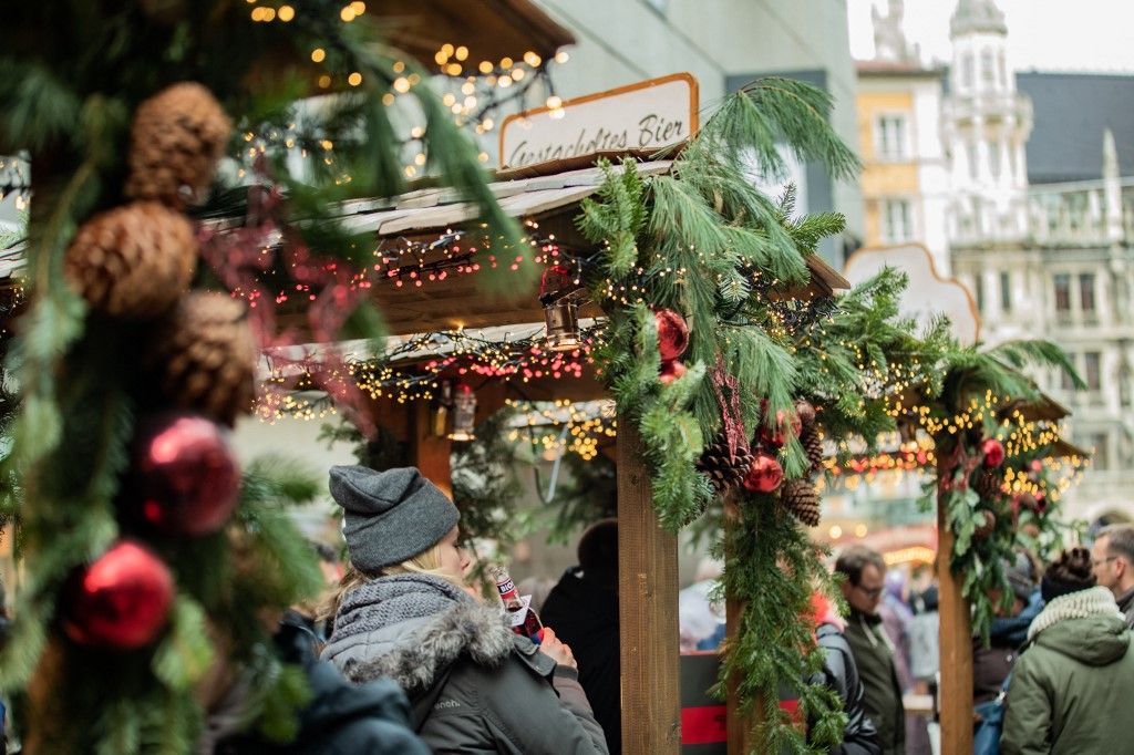 München legjelentősebb karácsonyi vására a Marienplatzon