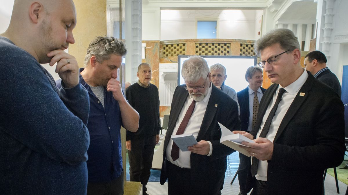 Könyvmustra és filmszemle a Magyar Művészeti Akadémia Kiadó rendezvényén
