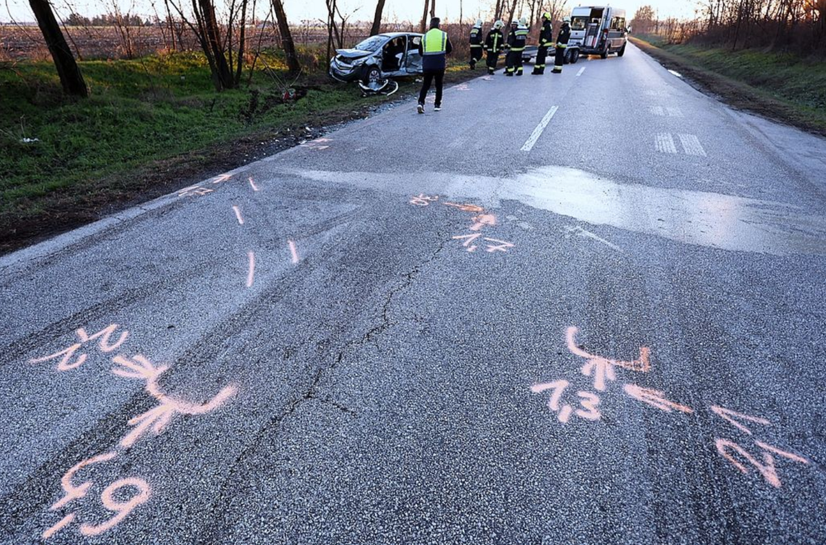 Két autó ütközött Páhinál, többen megsérültek
Fotó: BAON/Pozsgai Ákos