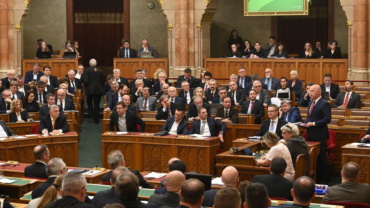 költségvetés országgyűlés parlament