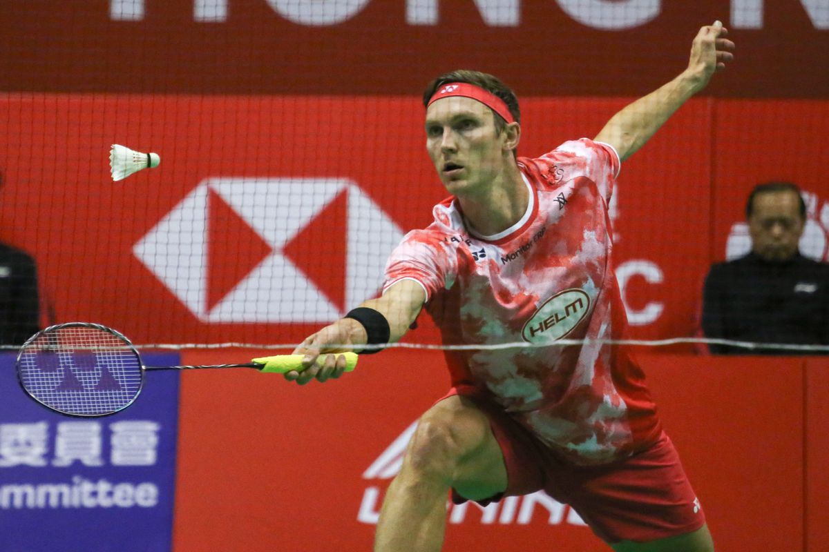 Denmark's Viktor Axelsen hits a return against China’s Lei Lanxi during the men's singles final at the Hong Kong Open badminton tournament on September 15, 2024. (Photo by Holmes CHAN / AFP)
háború BWF