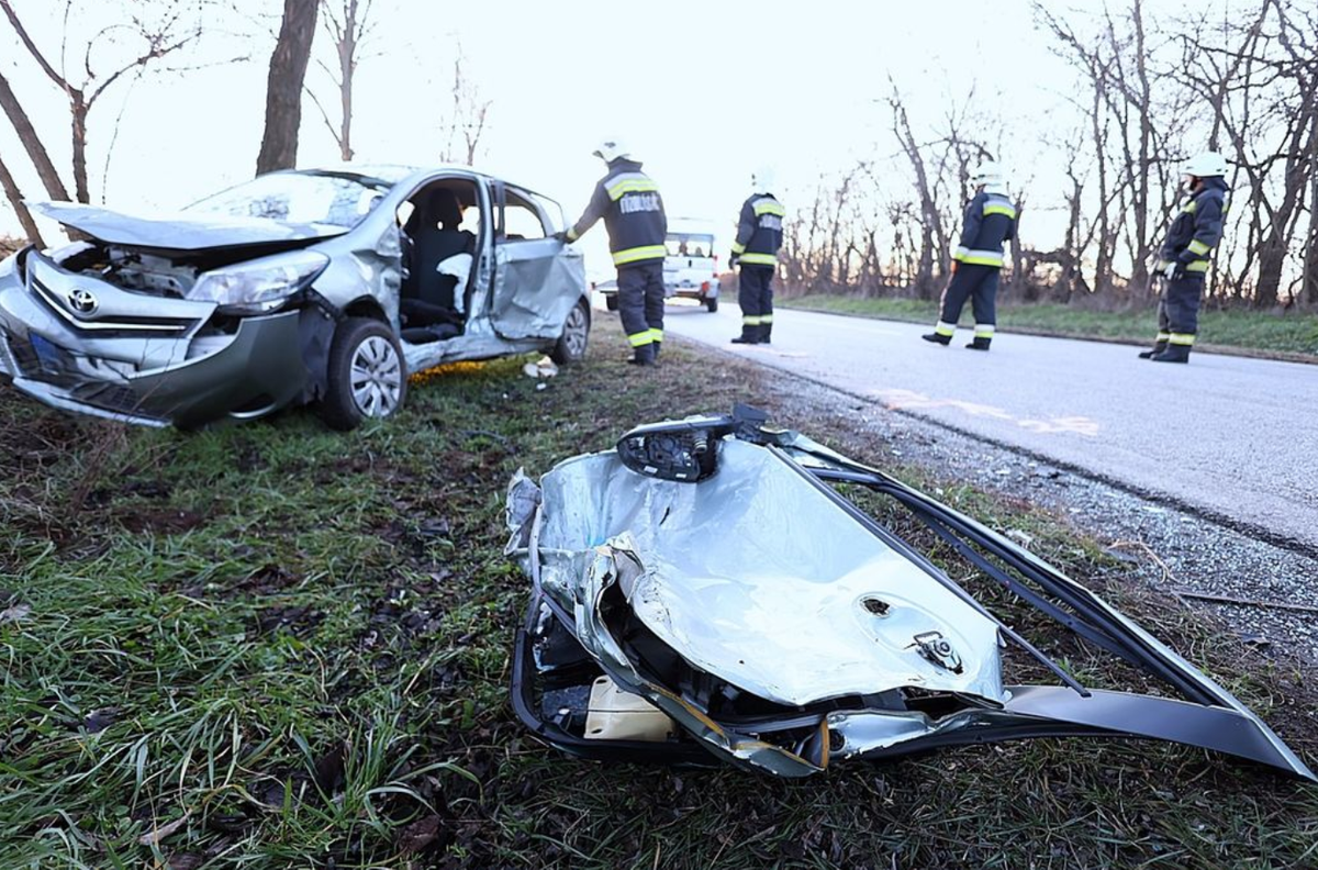 Két autó ütközött Páhinál, többen megsérültek
Fotó: BAON/Pozsgai Ákos