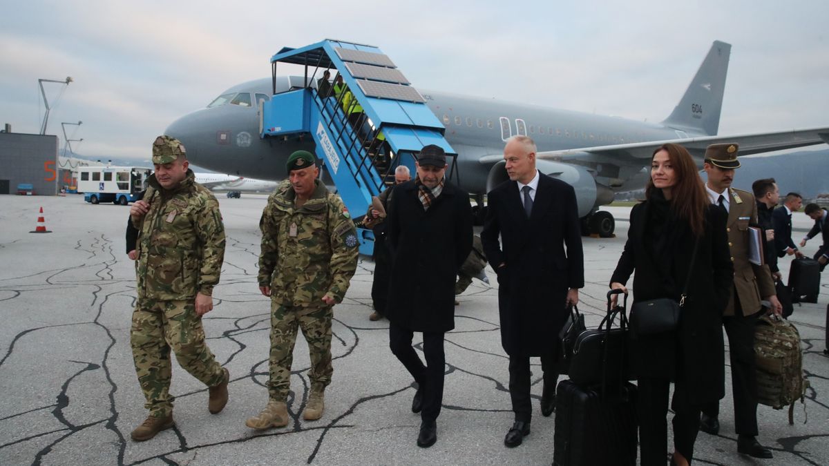 Az EUFOR-misszió egész Európa békéjét szolgálja