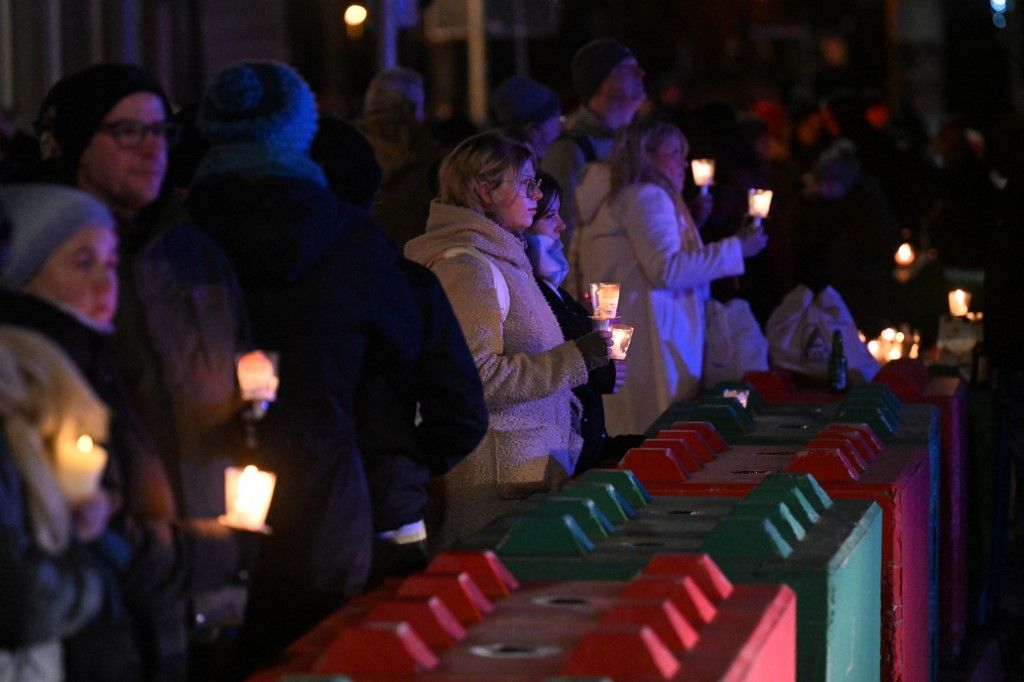 Gyász és düh Magdeburgban a terror után (Fotó: AFP)