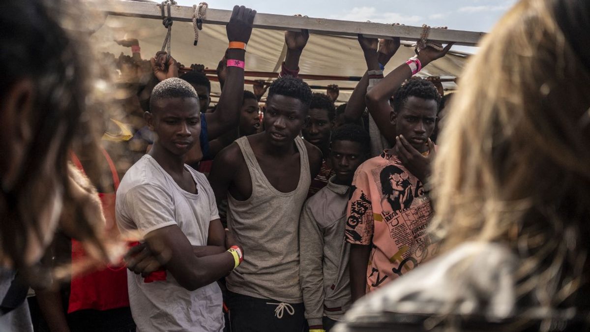 Fejszével támadt az olasz rendőrökre egy nigériai bevándorló
