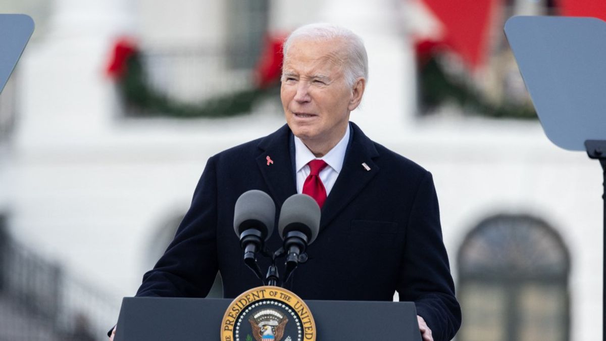 Elnöki kegyelemben részesítette Joe Biden a fiát, Huntert, akit a bíróság két büntetőügyben bűnösnek talált