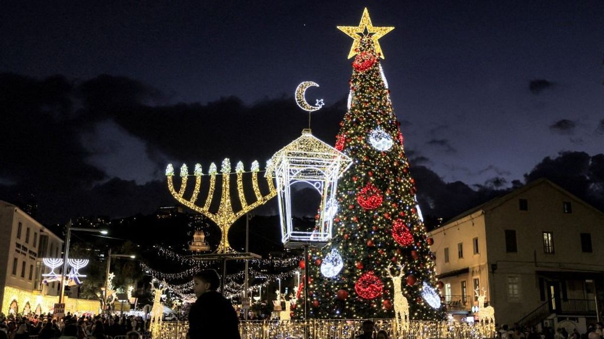 Szigorú biztonsági intézkedések mellett ünneplik a hanukát Izraelben