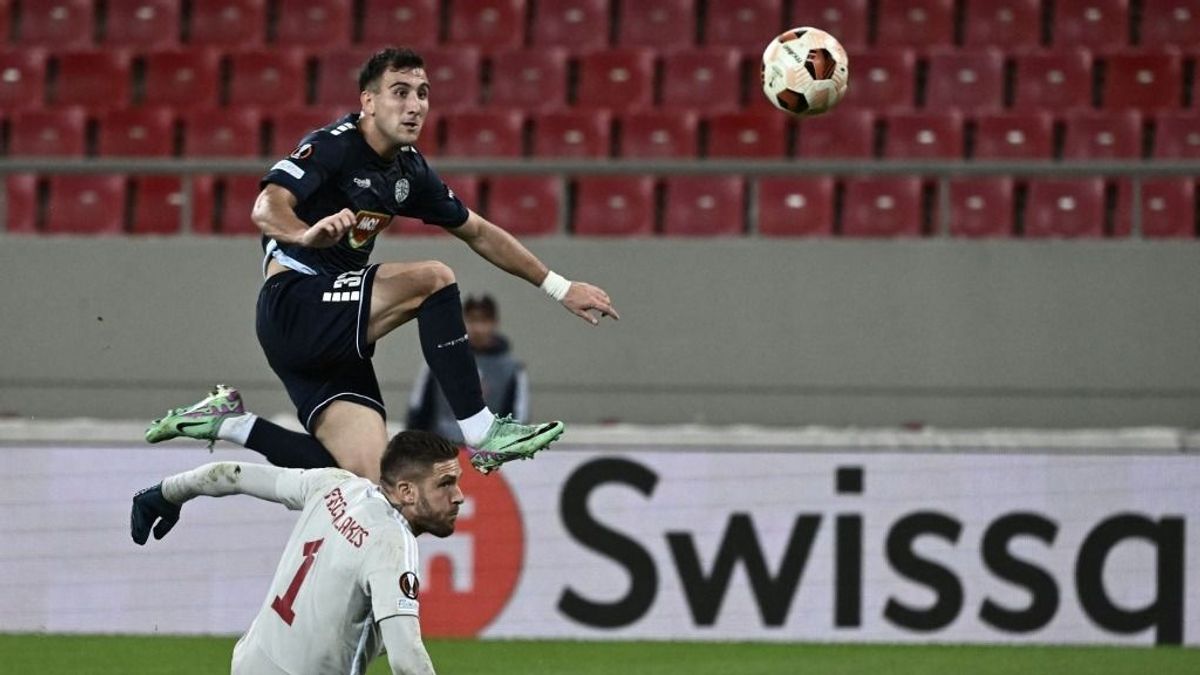 Csatárt venne Robbie Keane, aki azonnal rekorder lenne a Fradiban