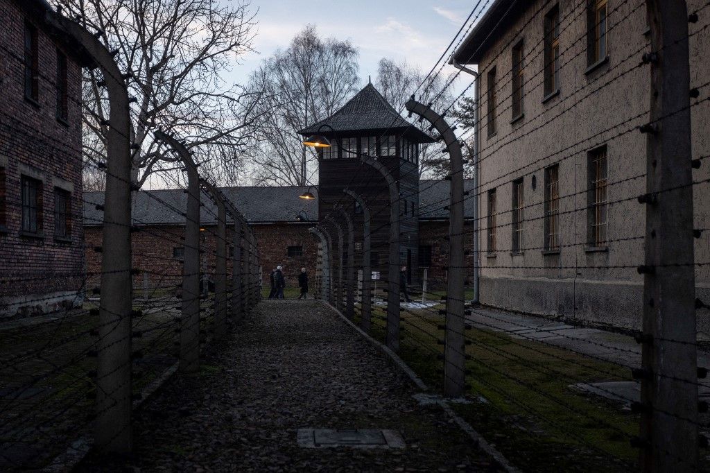 A hajdani haláltábor Auschwitzban ma múzeumként emlékeztet a nácik által elkövetett kegyetlenségekre 