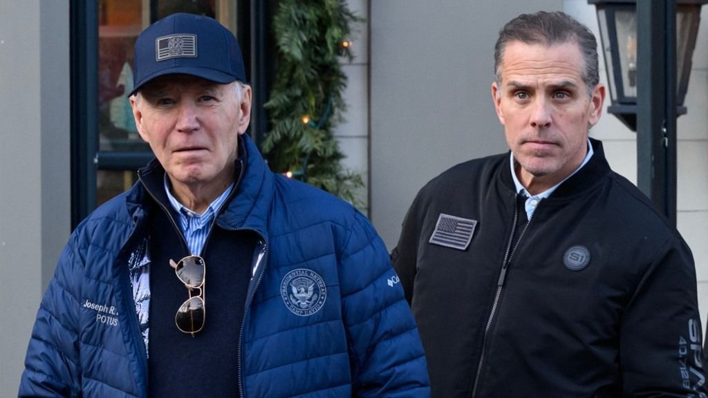 Joe Biden leköszönő amerikai elnök és fia, Hunter Biden 