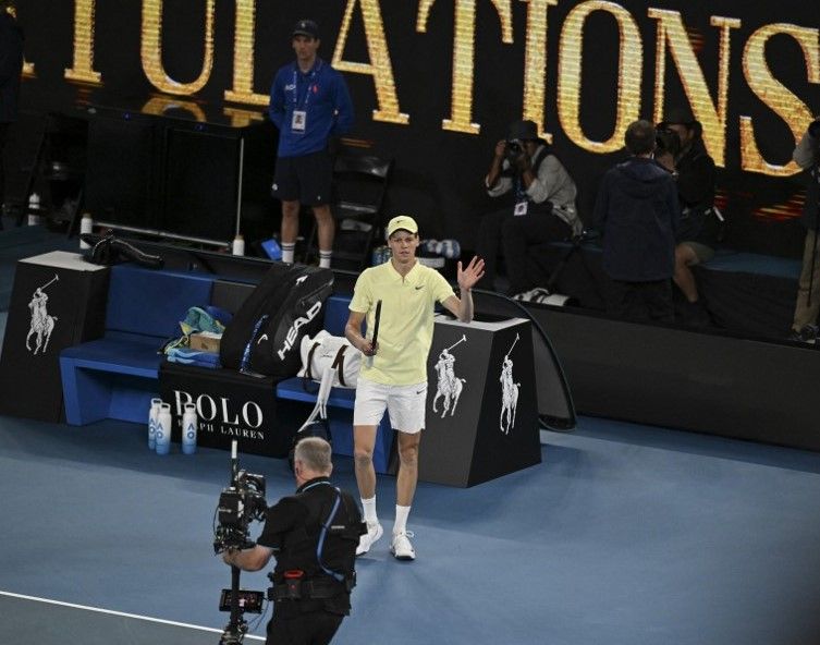 2025 Australian Open: Jannik Sinner három szettben könnyedén nyert Alex De Minaur ellen a negyeddöntőben a melbourne-i közönség bánatára