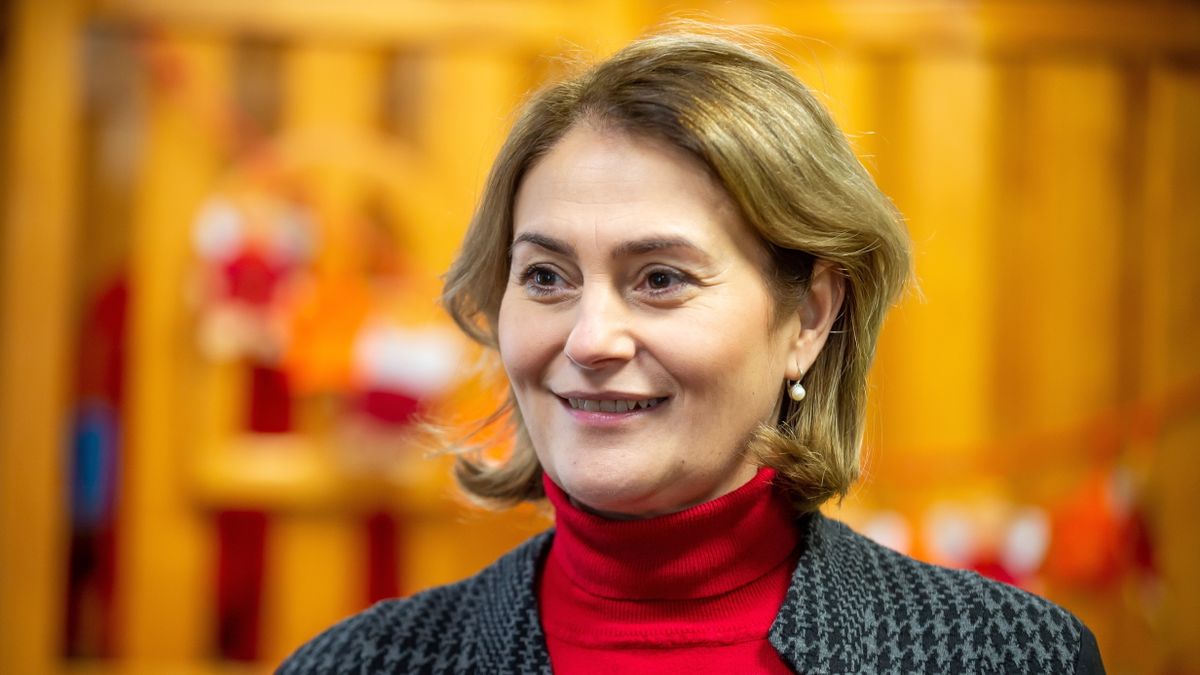 Esküt tett a Fidesz új képviselője