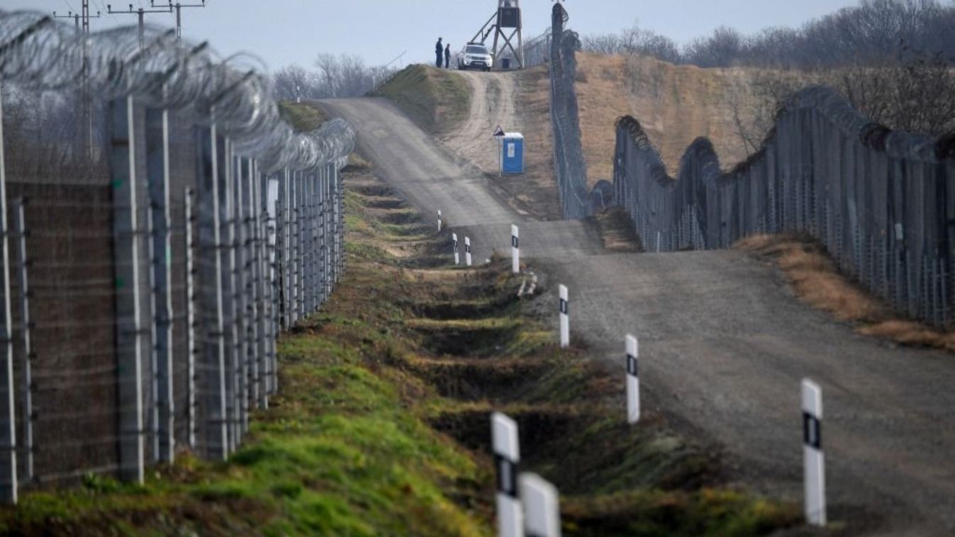 Magyarország 2015 júliusa óta kerítés építésével biztosította Szerbia felé a több mint 300 km hosszú határt