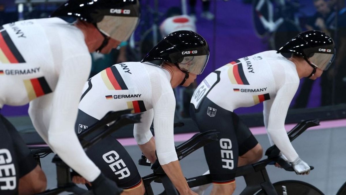 Autó hajtott az Eb-re készülő sportolók közé, hatan kórházba kerültek + videó
