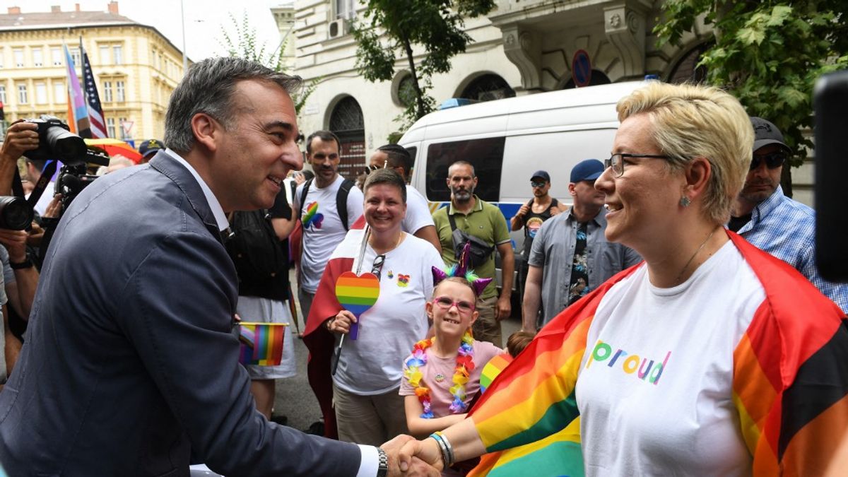 Presszúra Palmertől Pressmanig: így lépnek fel 1990 óta a magyar jobboldal ellen a Szabadság téren