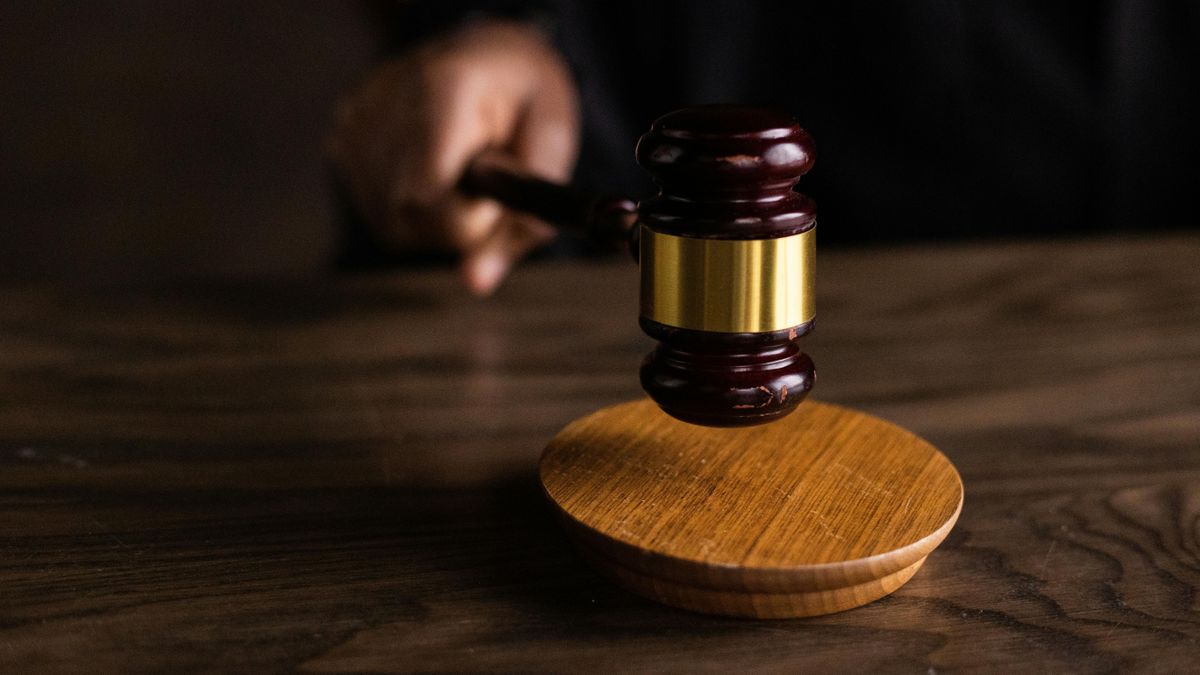 A család nem nyugszik bele az ítéletbe, folytatódik a siklóernyős halála miatt indult per + videó