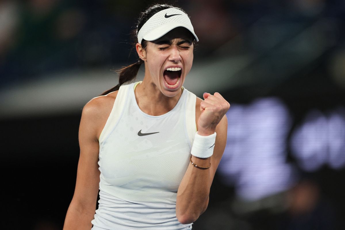 Serbia’s Olga Danilovics Novak Djokovics szerb öröm Babos Tímea reacts after a point against USA's Jessica Pegula during their women's singles match on day six of the Australian Open tennis tournament in Melbourne on January 17, 2025. (Photo by Adrian DENNIS / AFP) / 