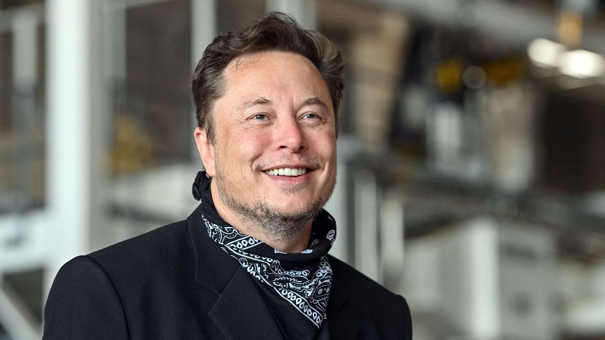 Musk Pulls the Plug on Funding Against Paks II