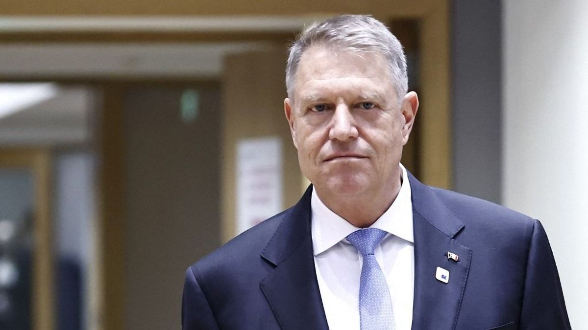 Bejelentette lemondását Klaus Johannis román államfő