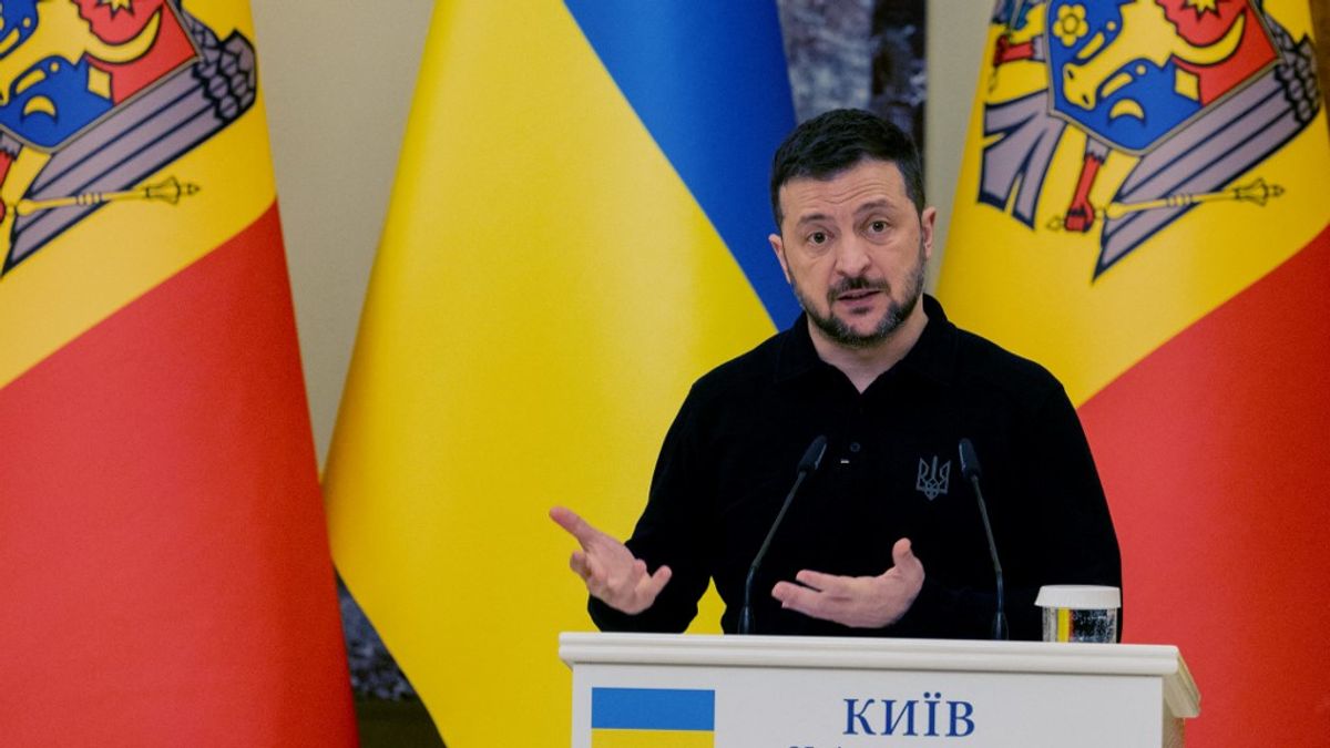 Zelenszkijék támadása után repülőtereket kellett bezárni Oroszországban + videó
