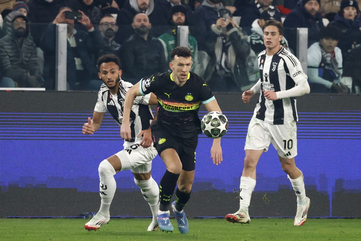 Ivan Perisic az Inter után ezúttal a PSV Eindhoven színeiben lőtt gólt a Juventus ellen, de így is a Juventus nyert a Bajnokok Ligája-rájátszásban